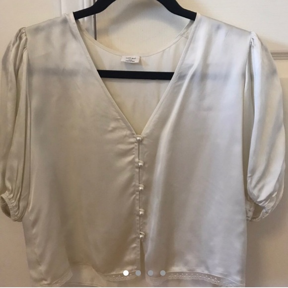 Aritzia blouse - Picture 3 of 3